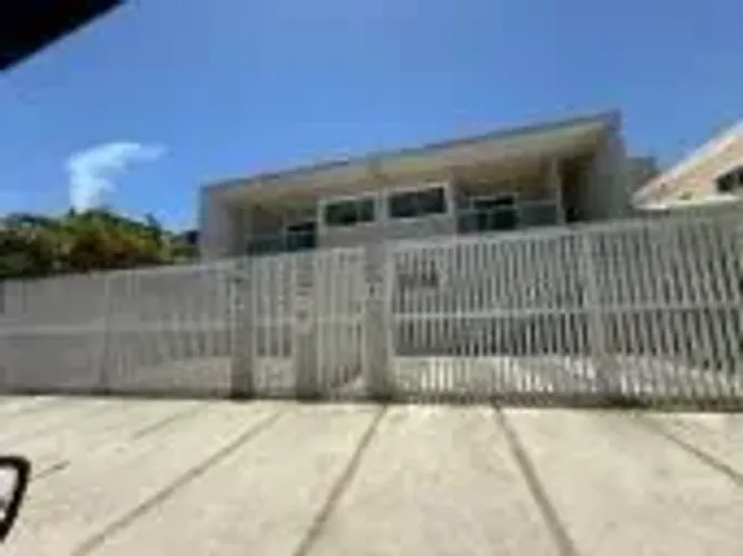 CASA 3 QUARTOS EM NOVA SÃO PEDRO