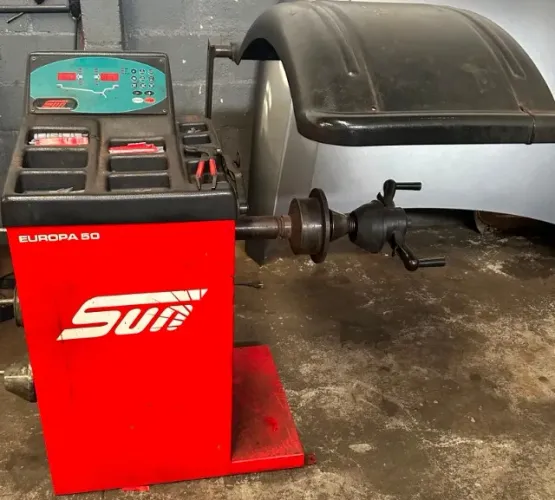 BALANCEADORA DE RODAS