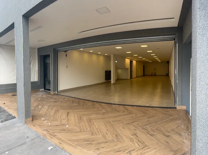 Loja com 230m2 Grande Colorado/Sobradinho