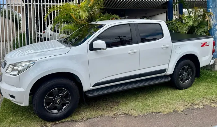 Chevrolet S10 Pick-up LT 2.8 TDI 4X4 CD Diesel AUT 2014