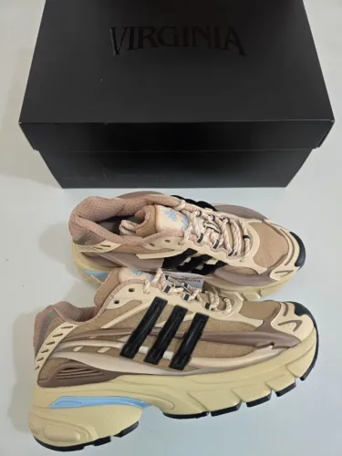 Pharrell Williams x adidas Adistar Jellyfish Crystal Sand Trace Brown