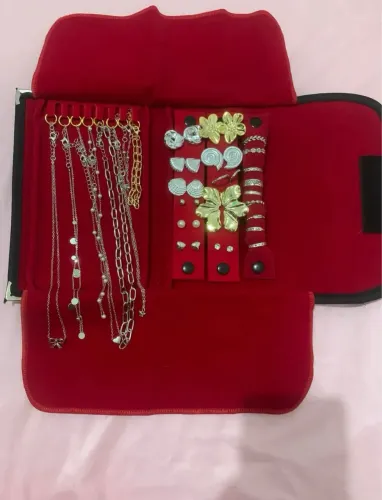 Kit de bijuterias com mostruário