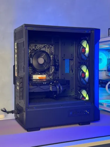 PC Gamer - Ryzen 5 5500,A520M, RX 7600 8GB, 32GB(2X16GB), 512GB NVME, 600W