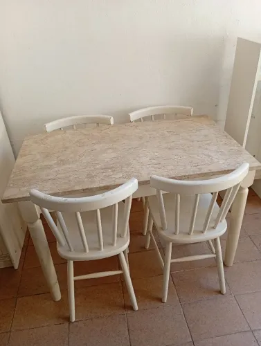 Mesa de Jantar com 4 Cadeiras Tok Stok
