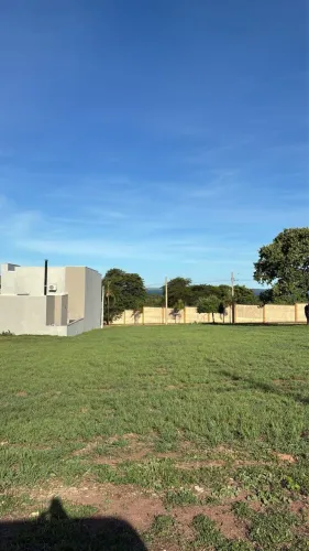 Terreno com vista no Condomínio Village do Lago