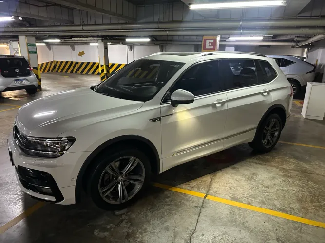 Volkswagen Tiguan Allspac R-line 350 TSI 2.0 4X4 2019