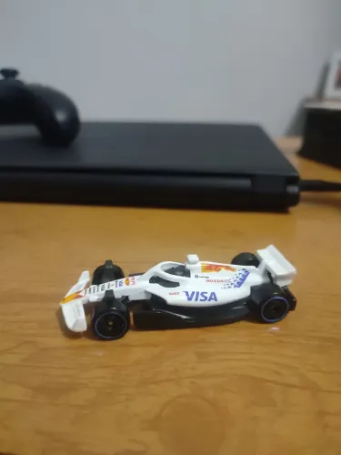 Hotwheels f1 VISA branca 2026