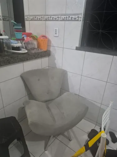 Toda mobília e eletrodomésticos de uma casa