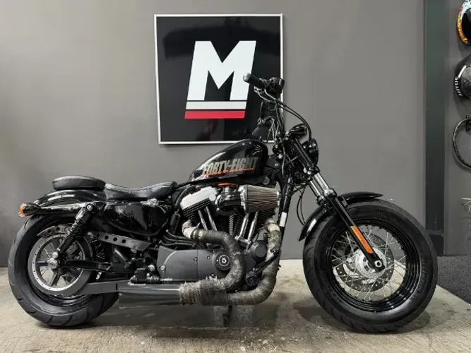 HARLEY-DAVIDSON SPORTSTER FORTY-EIGHT 2015 20.000km - Baixíssima km - Revisada - Acessório