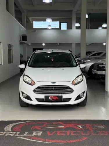 Ford Fiesta SEL 1.6 16V Flex Mec. 5P 2017