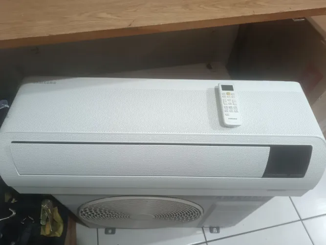 Samsung Wind free 12.000 Q/F