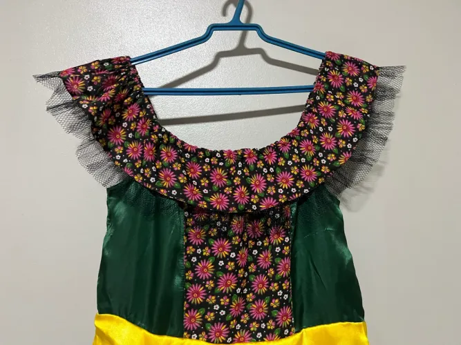 Vestido de quadrilha P