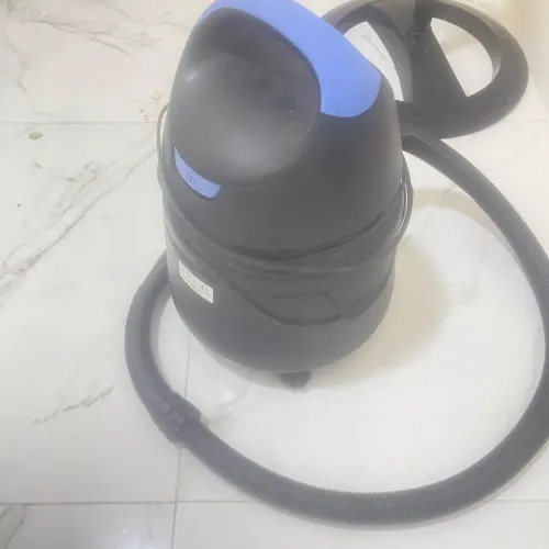 aspirador de pó e água 