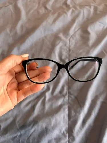 ÓCULOS TIFFANY & CO. - ELEGÂNCIA E SOFISTICAÇÃO