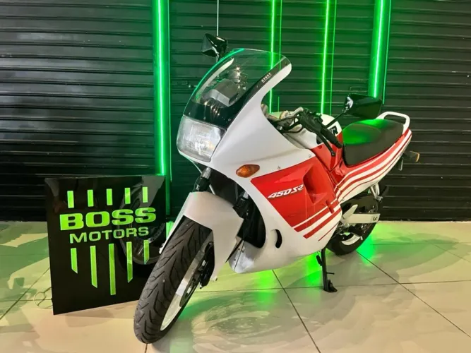 Honda Cbr 450 sr 1990