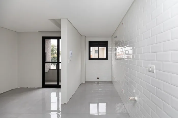 Apartamento à venda com 2 quartos no Centro de Pinhais/PR