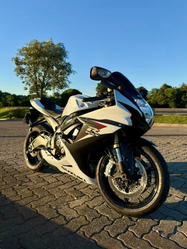 Suzuki Srad GSX-R 750cc Ano: 2015