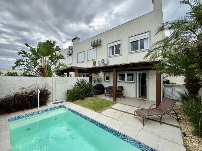Casa Mobiliada à Venda no Condomínio Pateo Marbella em Xangri-Lá REF: CA3600