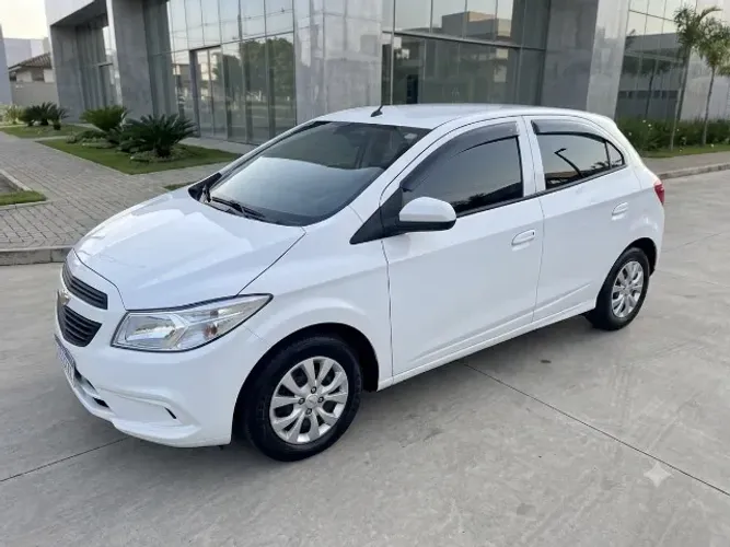 Chevrolet Onix Hatch LT 1.0 8V Flex Mec. 4P 2017