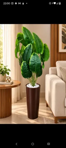 lindo vaso com folhas de bananeira permanentes