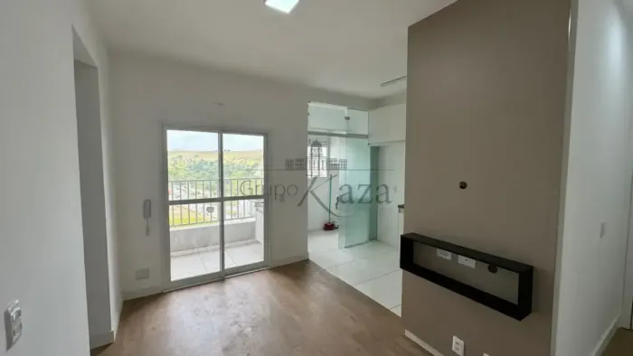 Imóvel para aluguel com 52 metros quadrados com 2 quartos