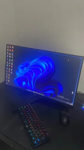 Monitor AOC 27 POL 144hz