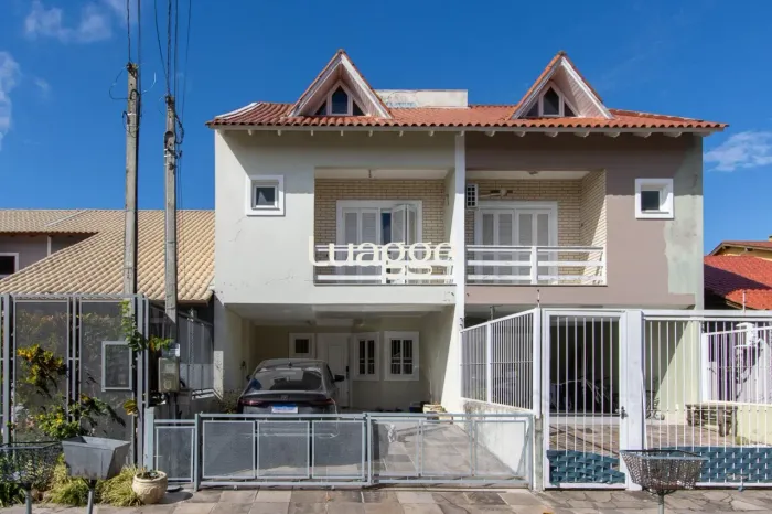 Casa em Condomínio em Hípica