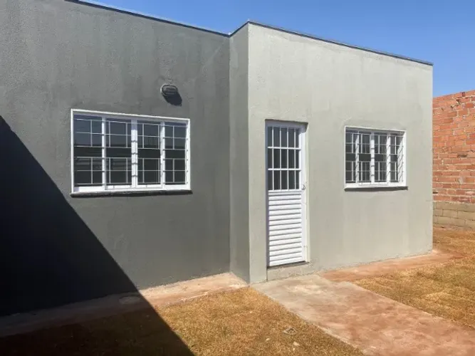 CASA EM SERRANA - OPORTUNIDADE!!