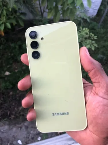 Galaxy A15 5g - 128gb (troco por iPhone)