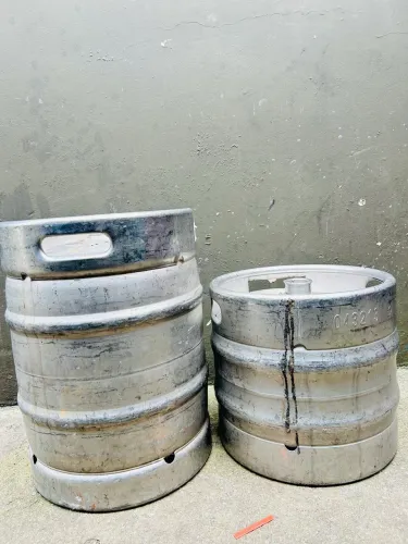 Barril de Chope 50 litros e de 30 litros (VAZIO)