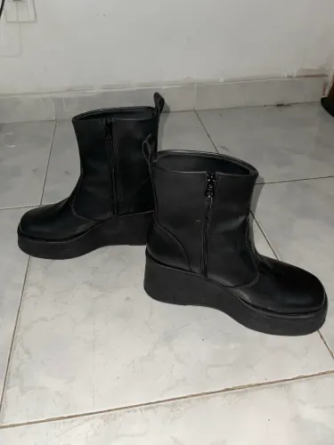 Bota Preto Coturno Feminina
