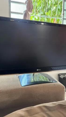 Monitor TV 25" Full HD LG M2550A