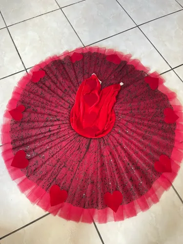 vendo tutu vermelho/fantasia de ballet - novíssimo - tamanho p + acessórios