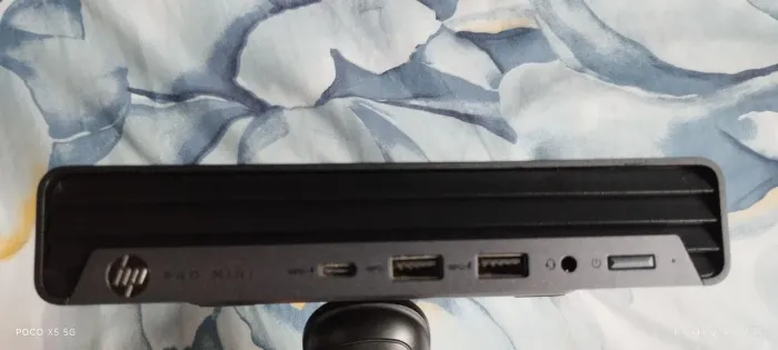 vendo uma mini CPU hp 400 g9 com prossesador i7 desima segunda geração 