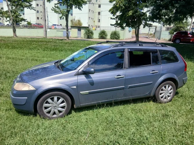 Renault Megane Grand Tour Dynam. Hi-flex 1.6 16V 2012