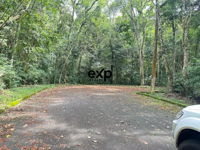 Mais de 30,000 M2 EM CONDOMINIO SERRA DA CANTAREIRA
