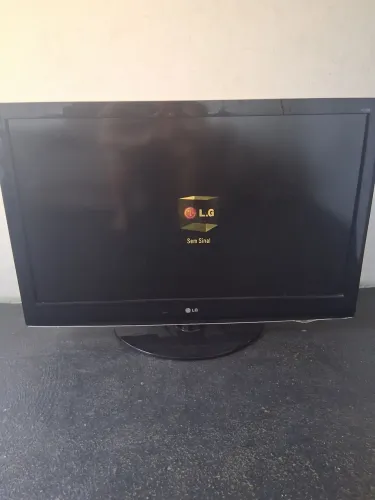 Tv de 42 Polegadas, não é SMART