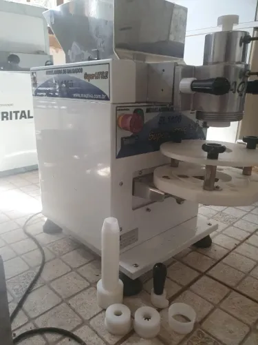 Modeladora de Salgados SL 1000 Super LITTLE