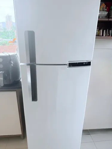 Geladeira Brastemp 375L Frost Free Duplex BRM44HB - Branco - 220 Volts