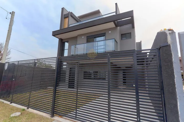 SOBRADO NOVO À VENDA | 3 QUARTOS (1 SUÍTE) | 112 m2 | PINHEIRINHO - CURITIBA/PR