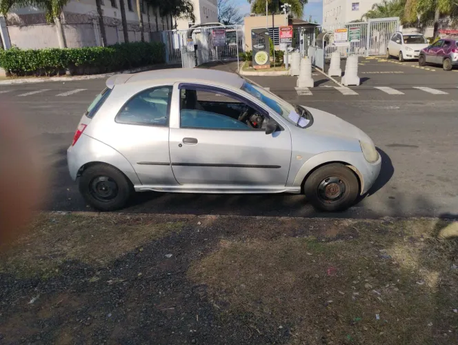 Ford KA GL 1.0i Zetec Rocam 2004