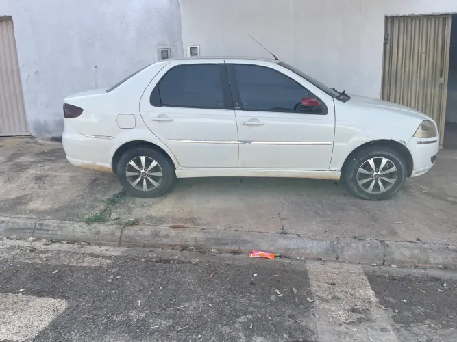 Fiat Siena ELX 1.4 MPI Fire Flex 8V 4P 2010