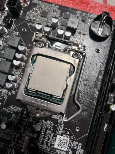 Placa-mãe H55 + Intel Core i3