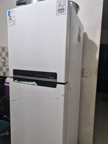 Refrigerador Midea 425lt, seminova, funcionando perfeitamente. 