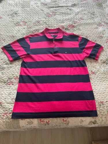 Camisa modelo polo Maculino Enzo Milano