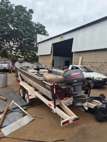 Barco Timbiras 5.5 S + Motor Yamaha 40 HP