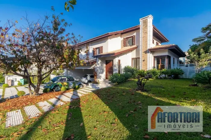 Casa em Condomínio com 4 Suítes, Lazer Completo no Alphaville Graciosa, Pinhais
