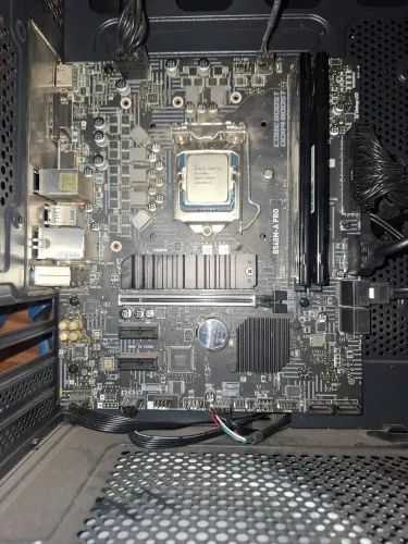 I5 11400-F e B560M-A-PRO