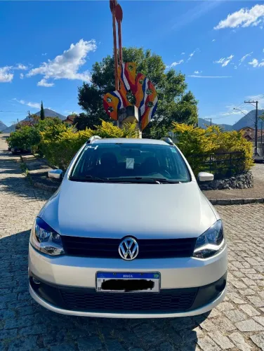 Volkswagen Fox Bluemotion 1.0 MI Total Flex 12V 5P 2014