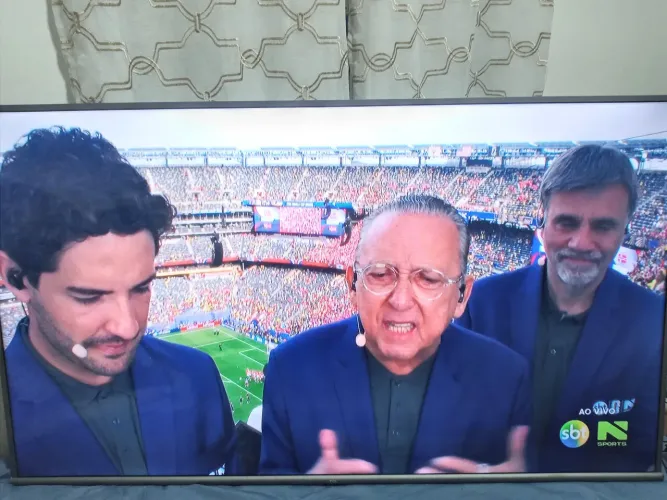 Tcl 65 tremendo fundo